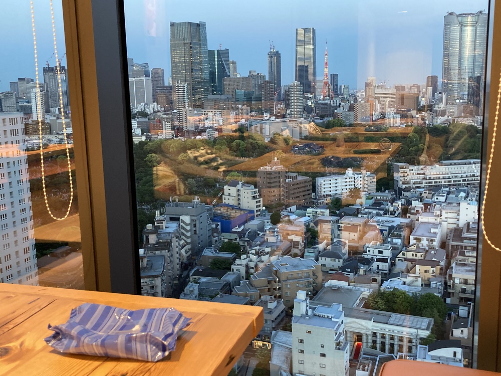 パソナラウンジ（パソナスクエア）から見える東京タワーの夜景